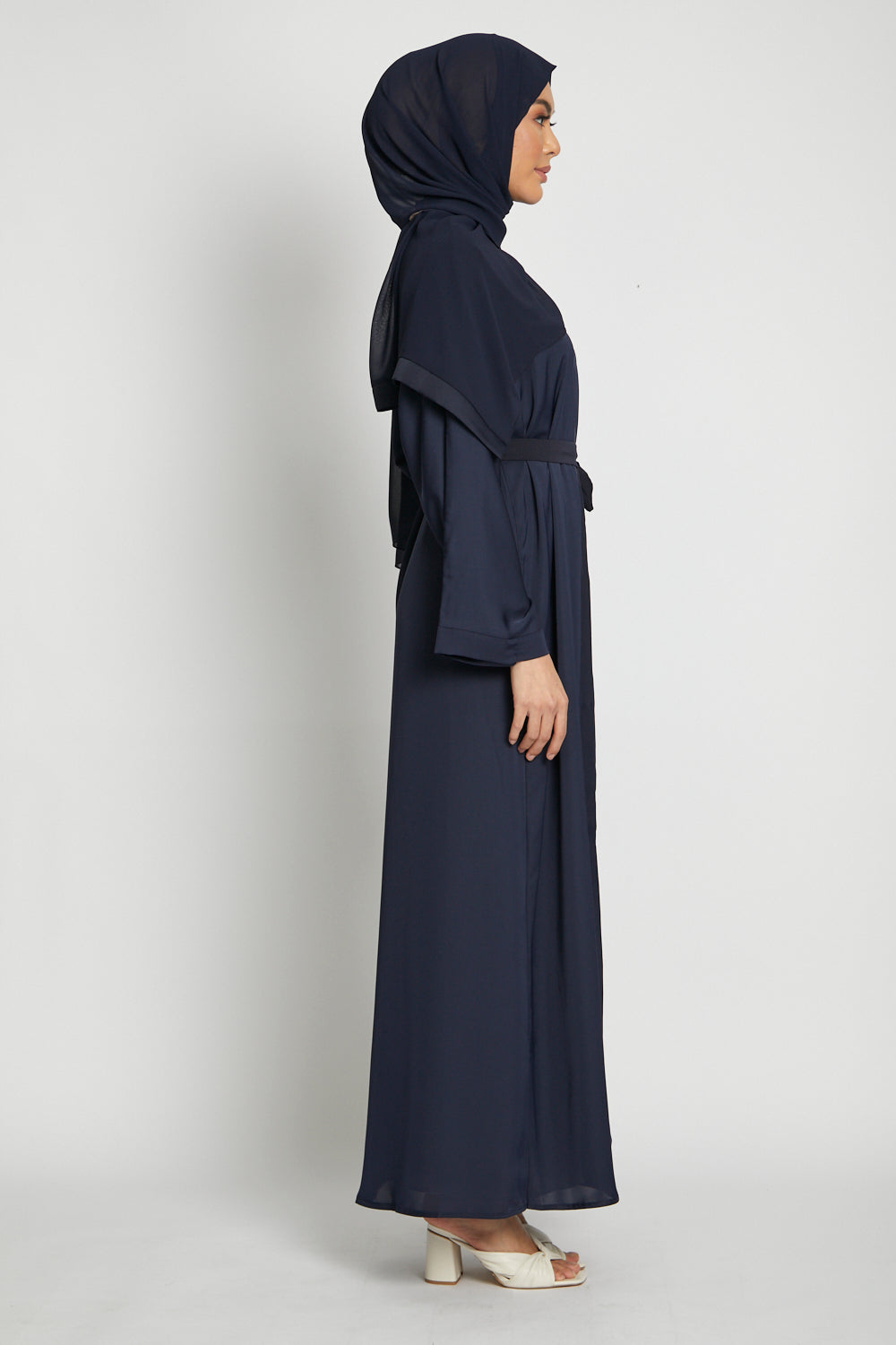 Lightweight Navy Open Abaya