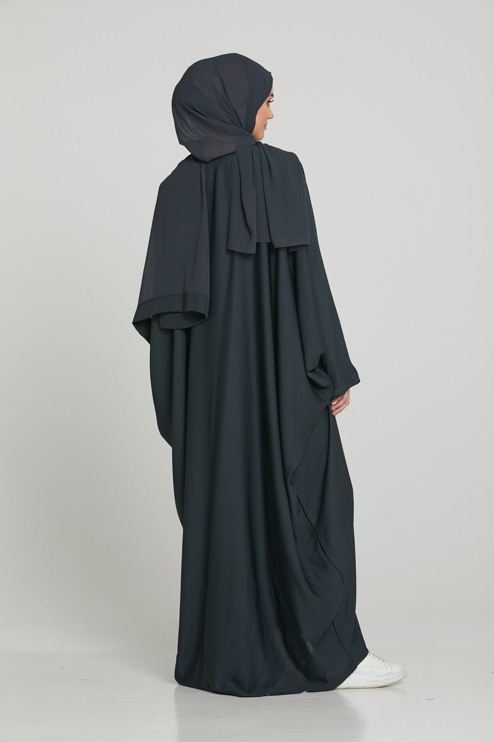 Dark Green Lightweight Nidha Batwing Abaya