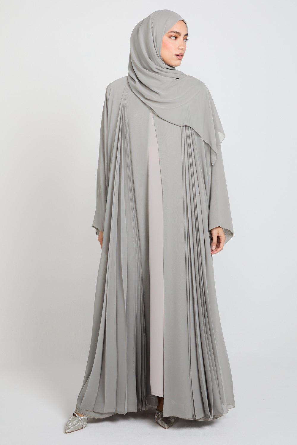 Chiffon Pleated Open Abaya – Smoked Gray