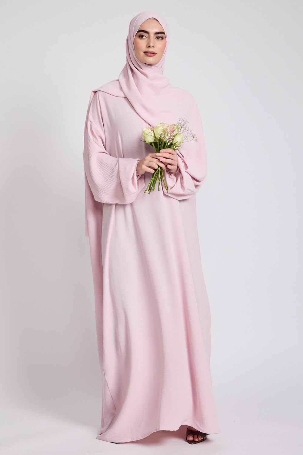Closed Front Zip Abaya with Hijab – Baby Pink