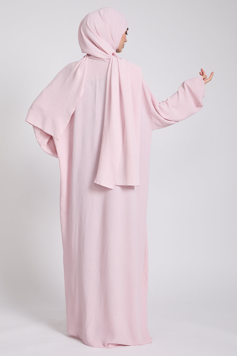 Closed Front Zip Abaya with Hijab – Baby Pink