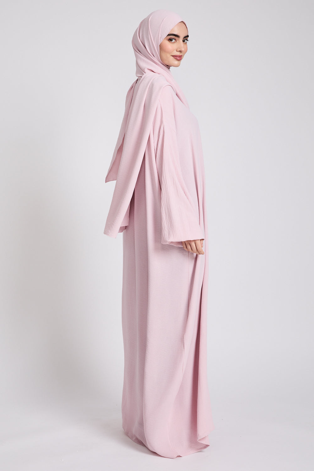 Closed Front Zip Abaya with Hijab – Baby Pink
