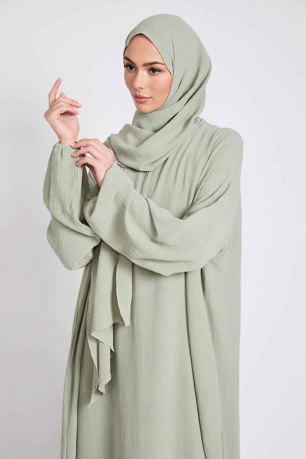 Closed Front Zip Abaya with Hijab – Pistachio Green