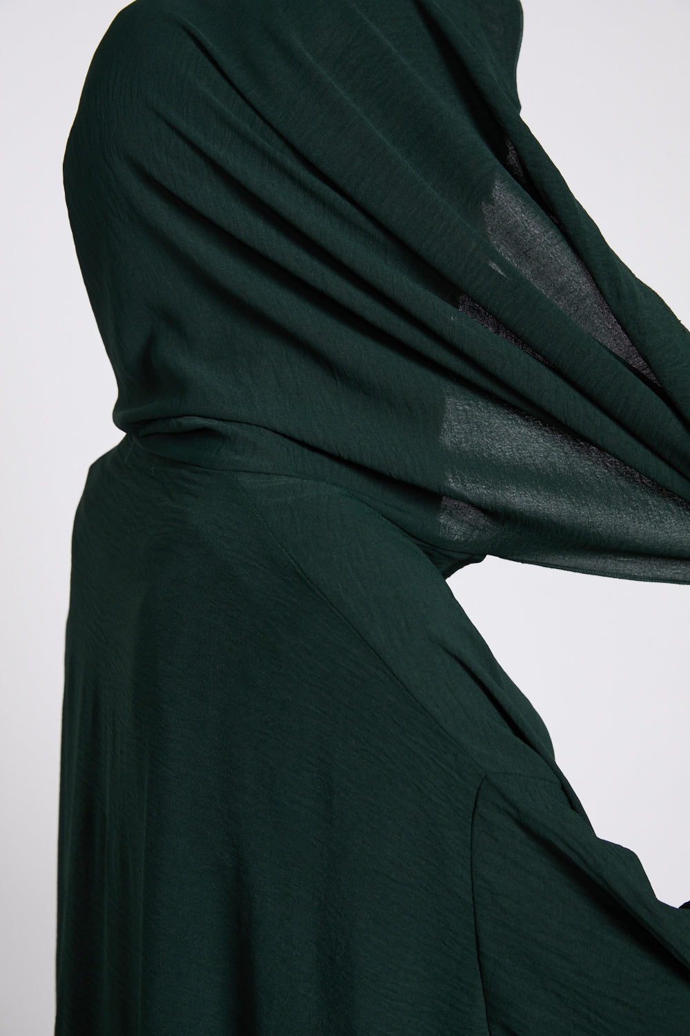 Closed Front Zip Abaya with Hijab – Dark Green