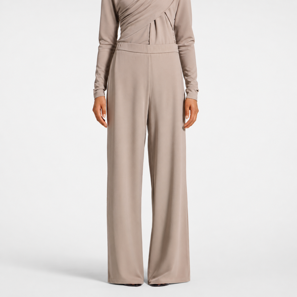 Signature Stretch Pants