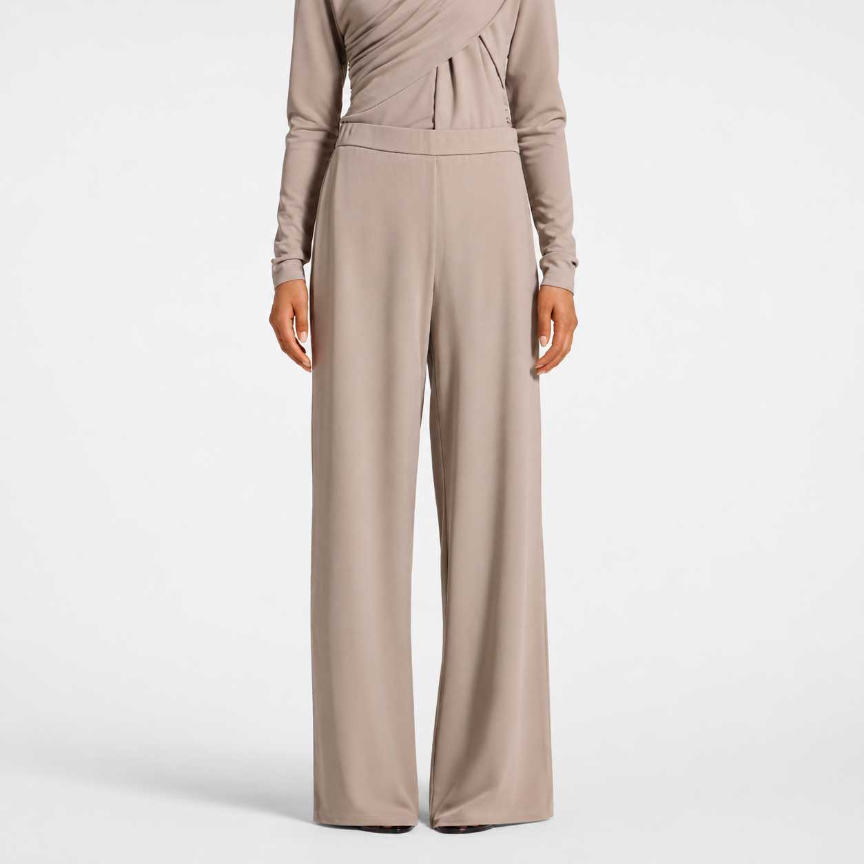 Signature Stretch Pants