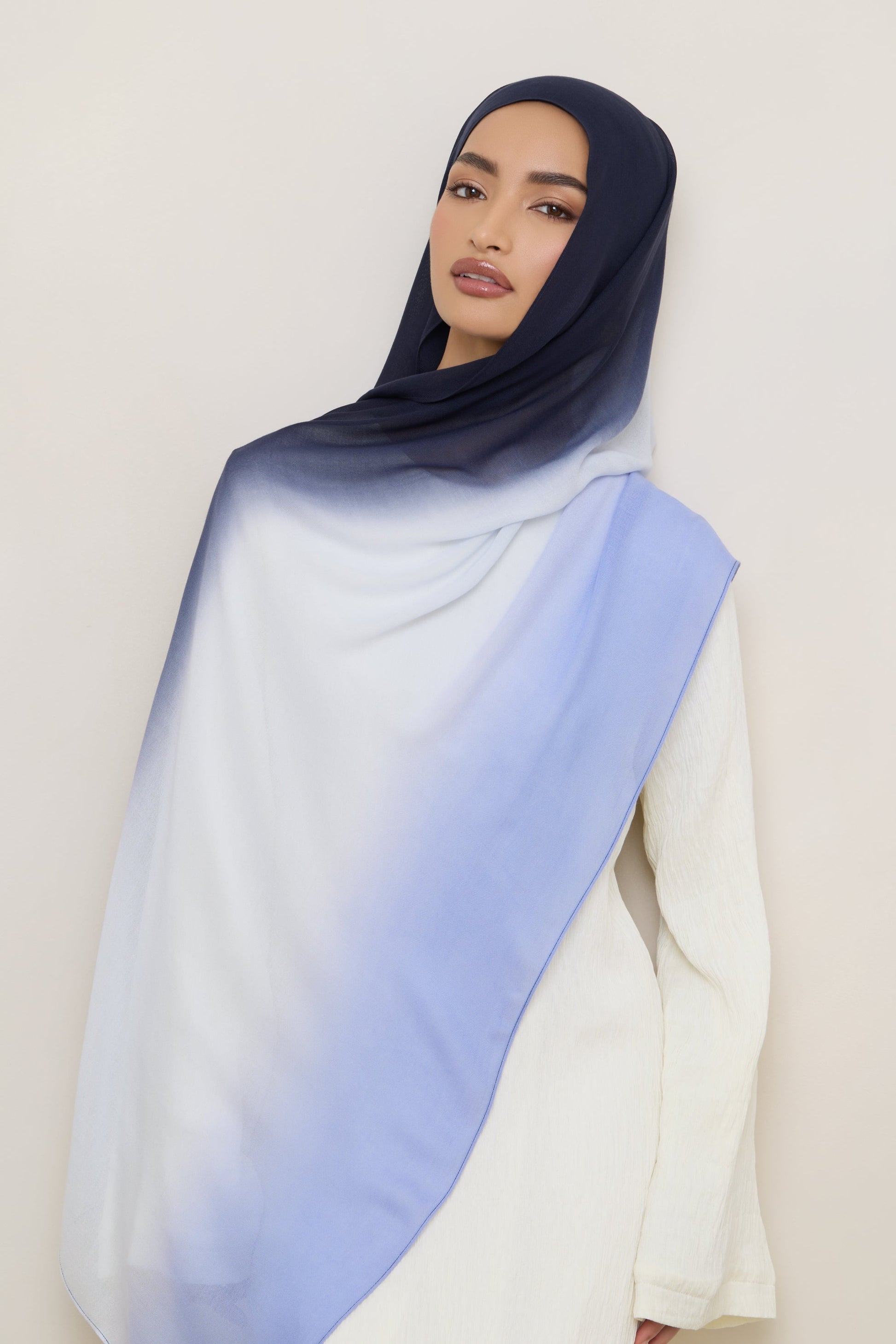 Ombre Modal Hijab – Midnight Bloom Fade
