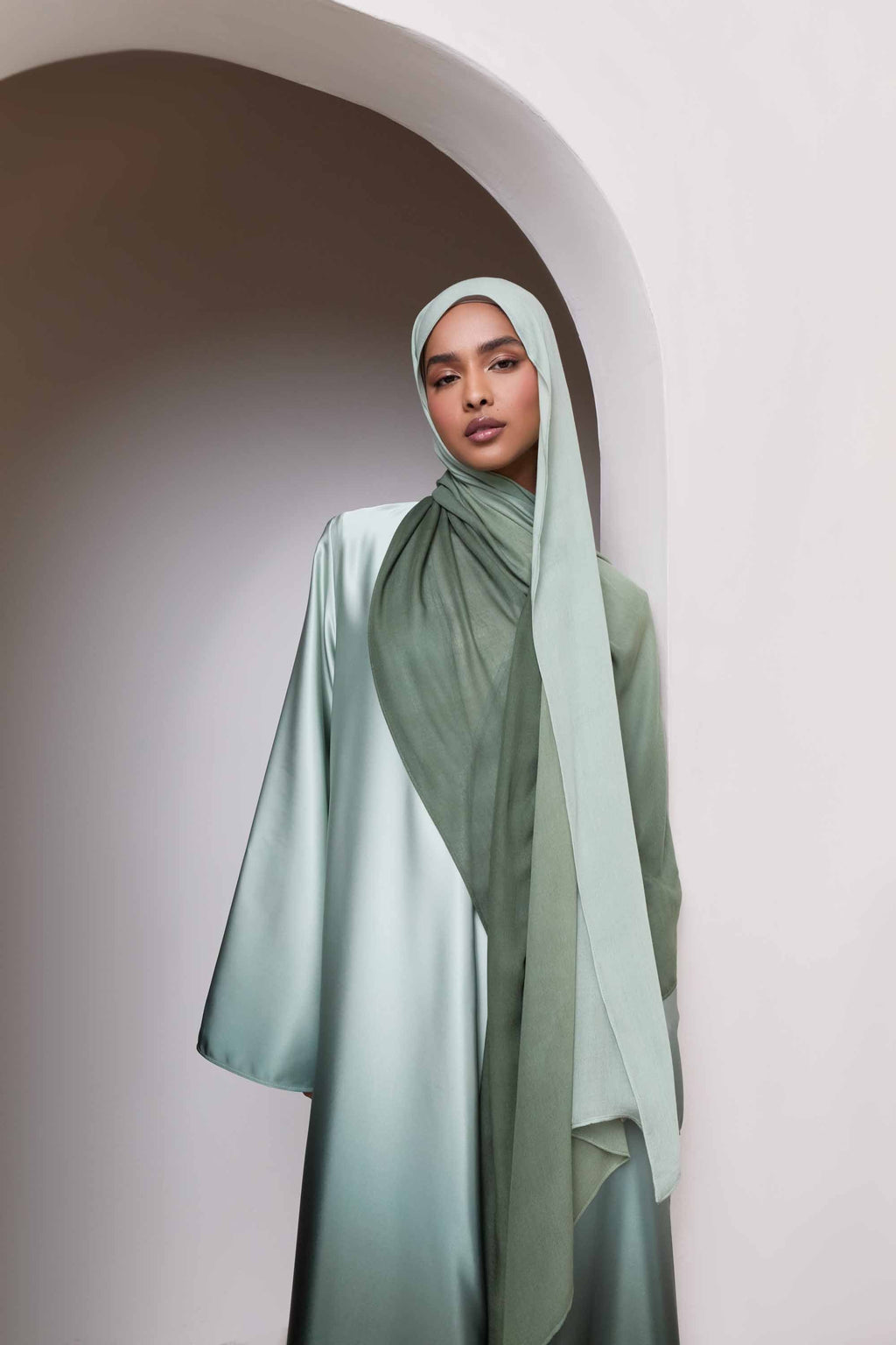 Ombre Modal Hijab – Lagoon Reef Gradient