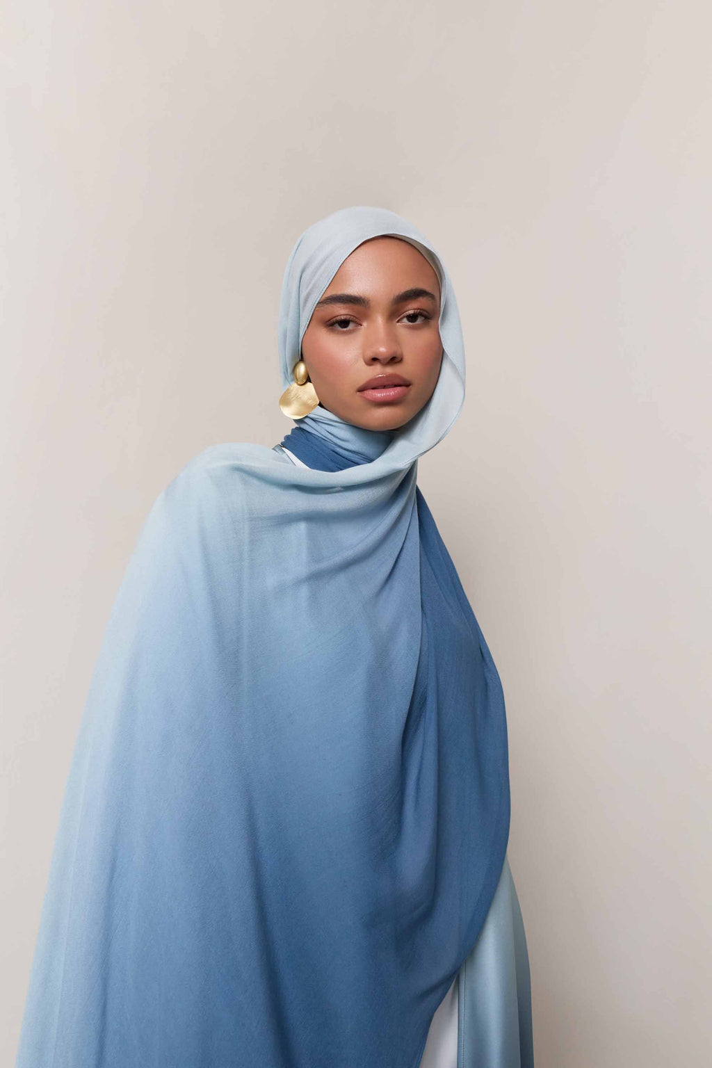 Ombre Modal Hijab – Light Blue Gradient Design