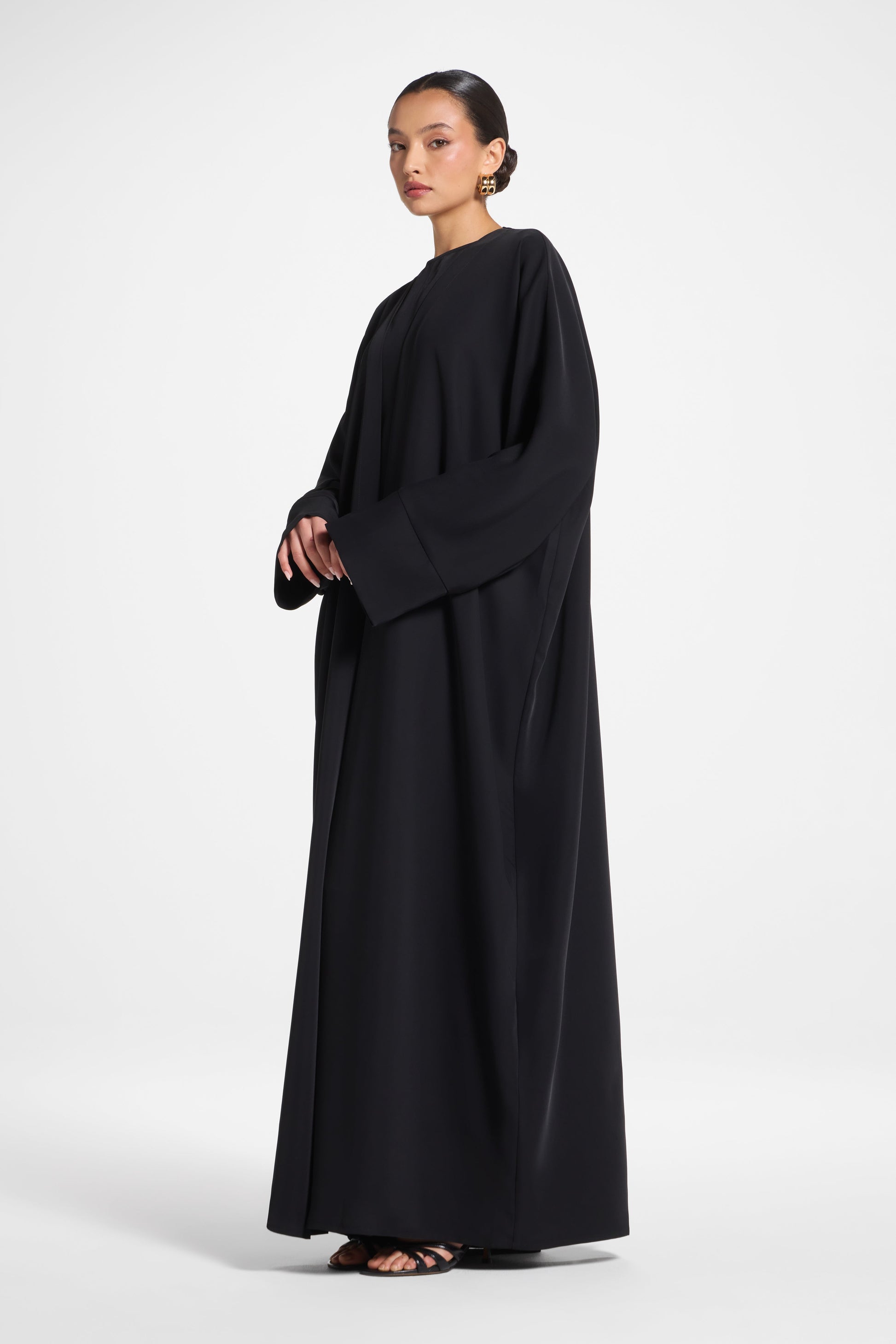 Nida Open Abaya with Cuff Sleeves