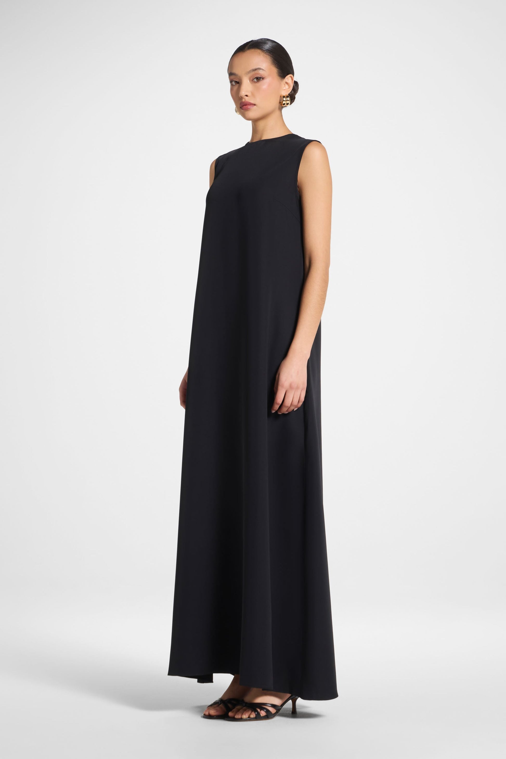 Signature Sleeveless Inner Maxi Dress
